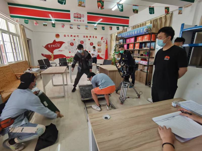 追星女孩心理学分析报告：奉化市广告片拍摄公司揭秘饭圈应援式传播逻辑