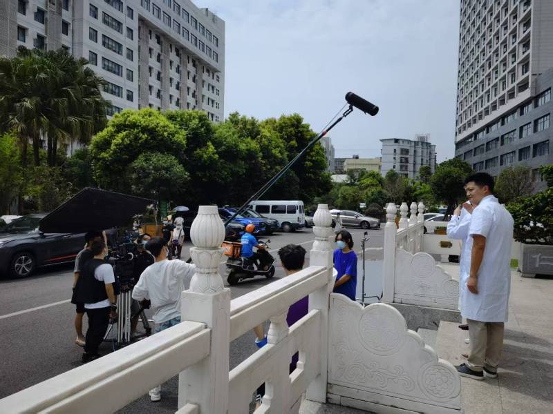 奉化市广告片拍摄公司低成本实现高规格制作的诀窍